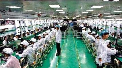 血汗工廠之痛 富士康派遣工現(xiàn)象背后的勞務(wù)生態(tài)反思